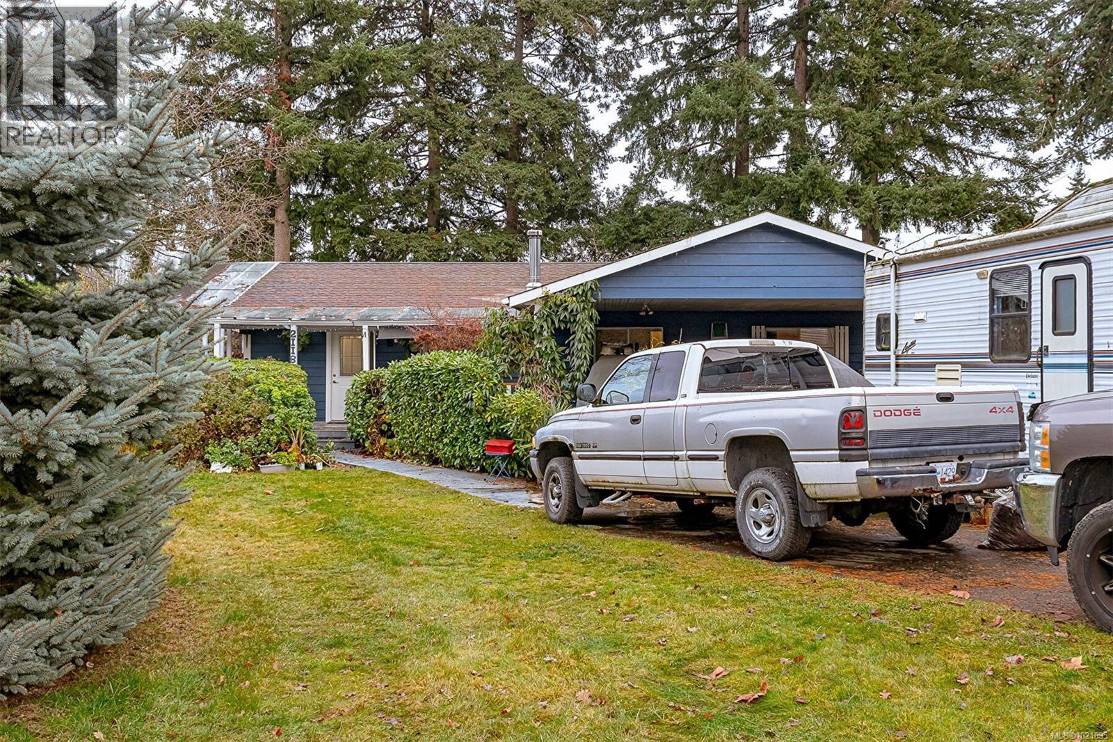 2118 Carmen Rd, Nanaimo, BC - Outdoor