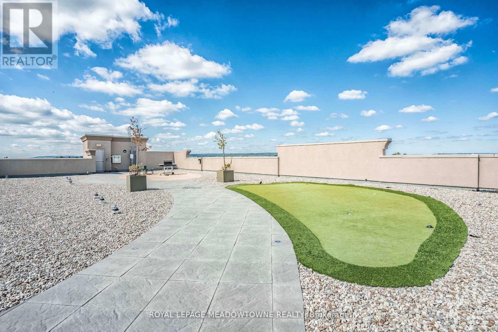 323 - 5317 Upper Middle Road, Burlington, ON - Outdoor