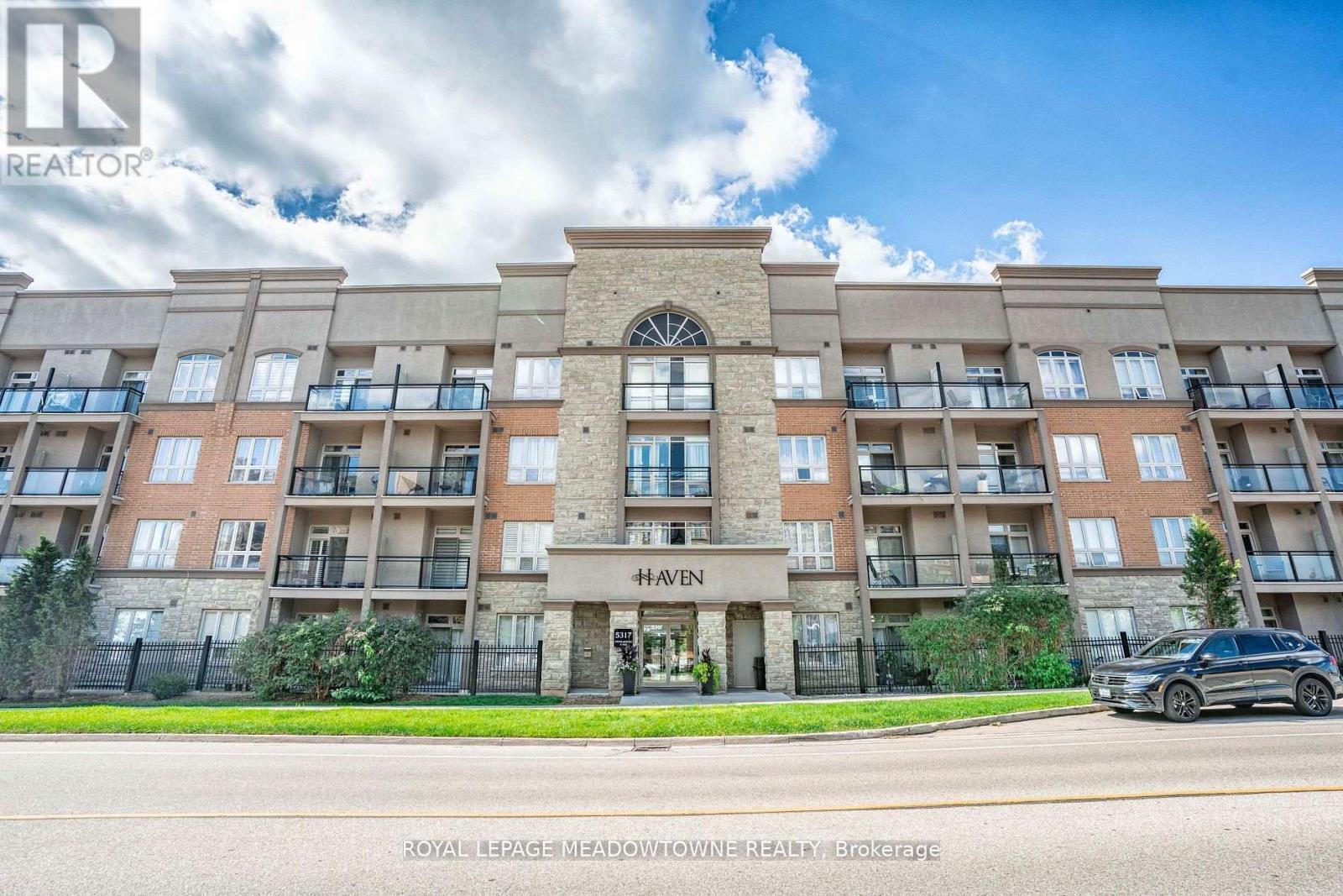 323 - 5317 Upper Middle Road, Burlington, ON - Outdoor With Balcony With Facade