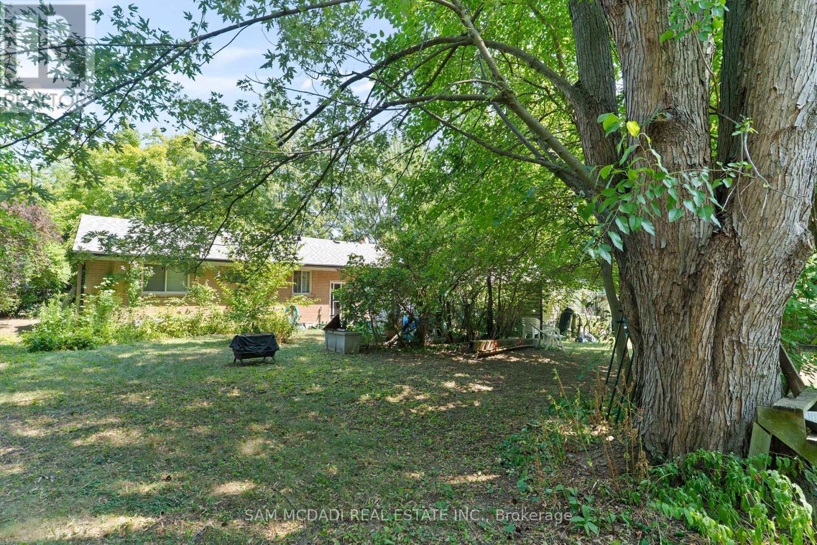 1610 Magenta Court, Mississauga, ON - Outdoor