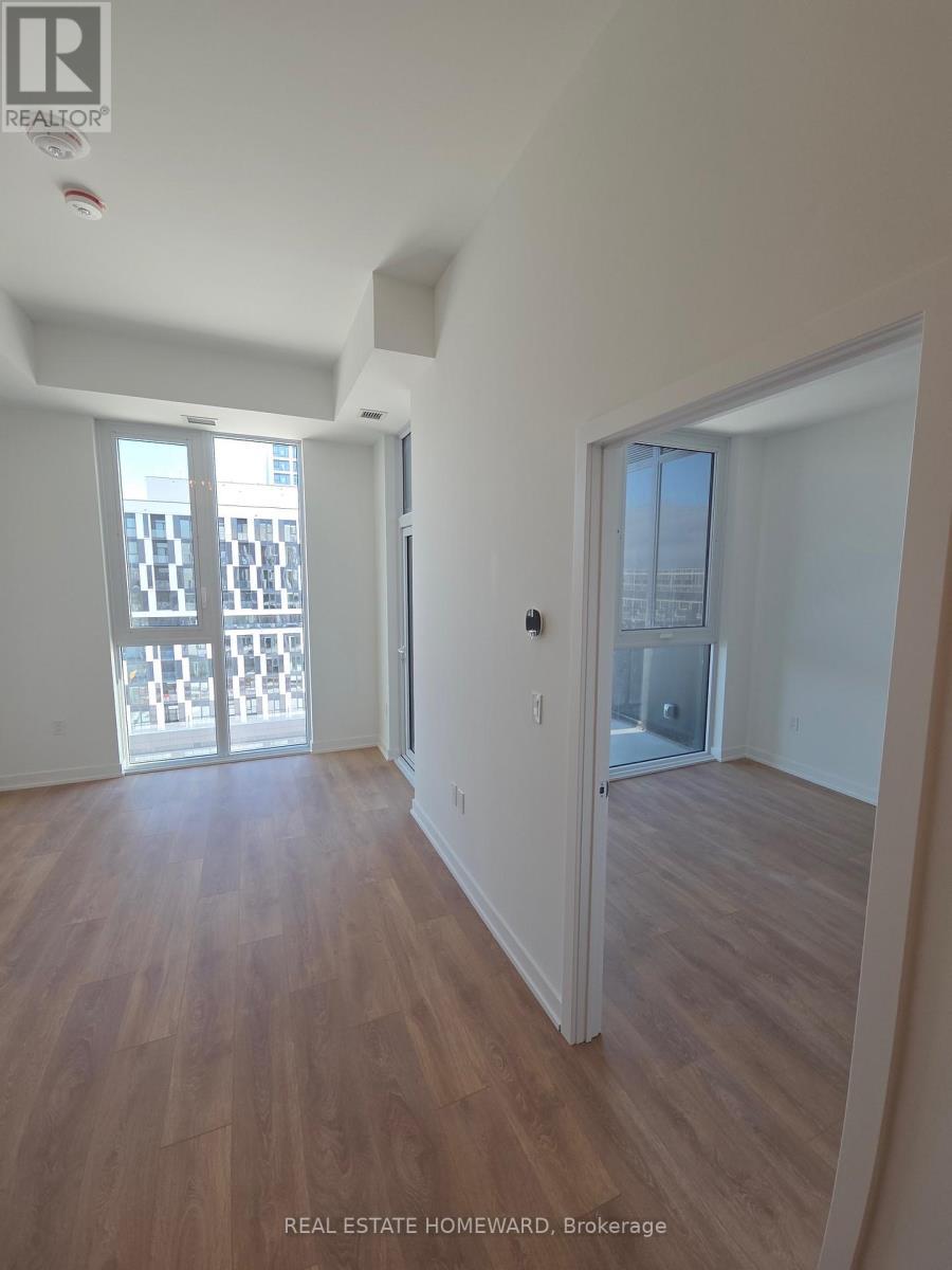 801 - 1037 The Queensway, Toronto, ON - Indoor Photo Showing Other Room