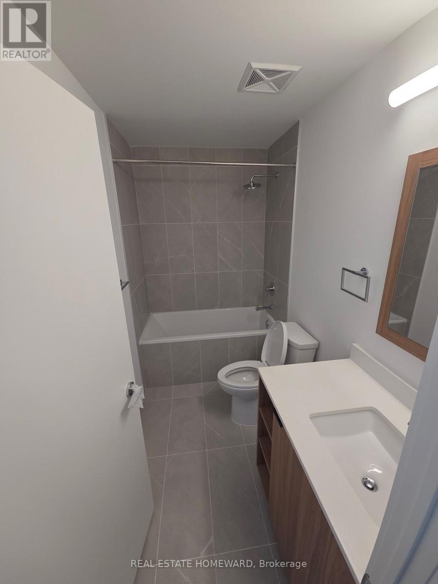 801 - 1037 The Queensway, Toronto, ON - Indoor Photo Showing Bathroom