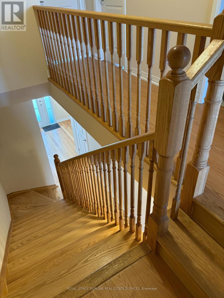 70 Freedom Crescent, Hamilton, ON - Indoor Photo Showing Other Room