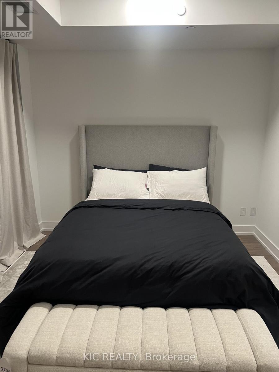 2404 - 308 Jarvis Street, Toronto, ON - Indoor Photo Showing Bedroom