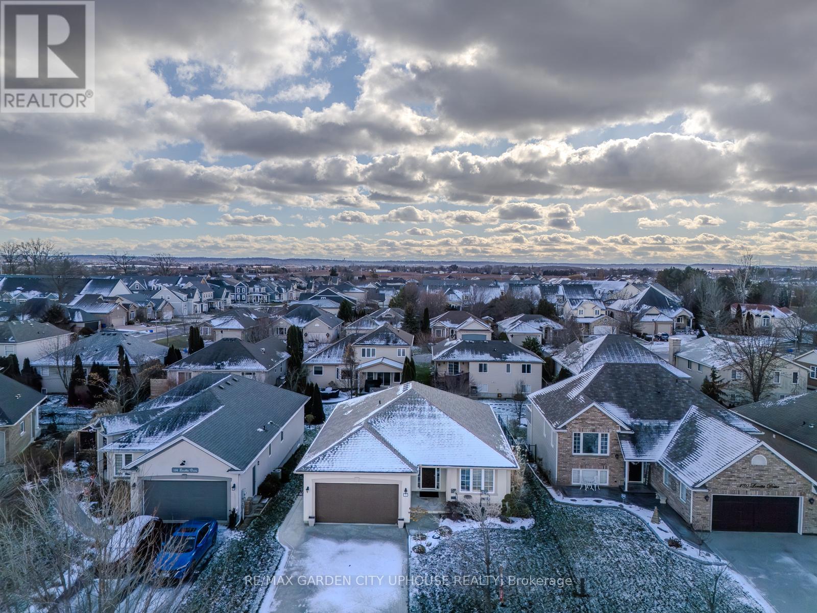 132 Loretta Drive, Niagara-On-The-Lake (Virgil), ON - Outdoor