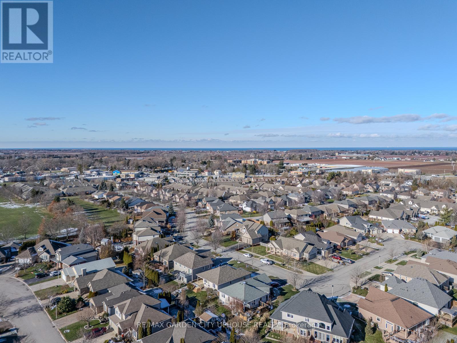 132 Loretta Drive, Niagara-On-The-Lake (Virgil), ON - Outdoor With View