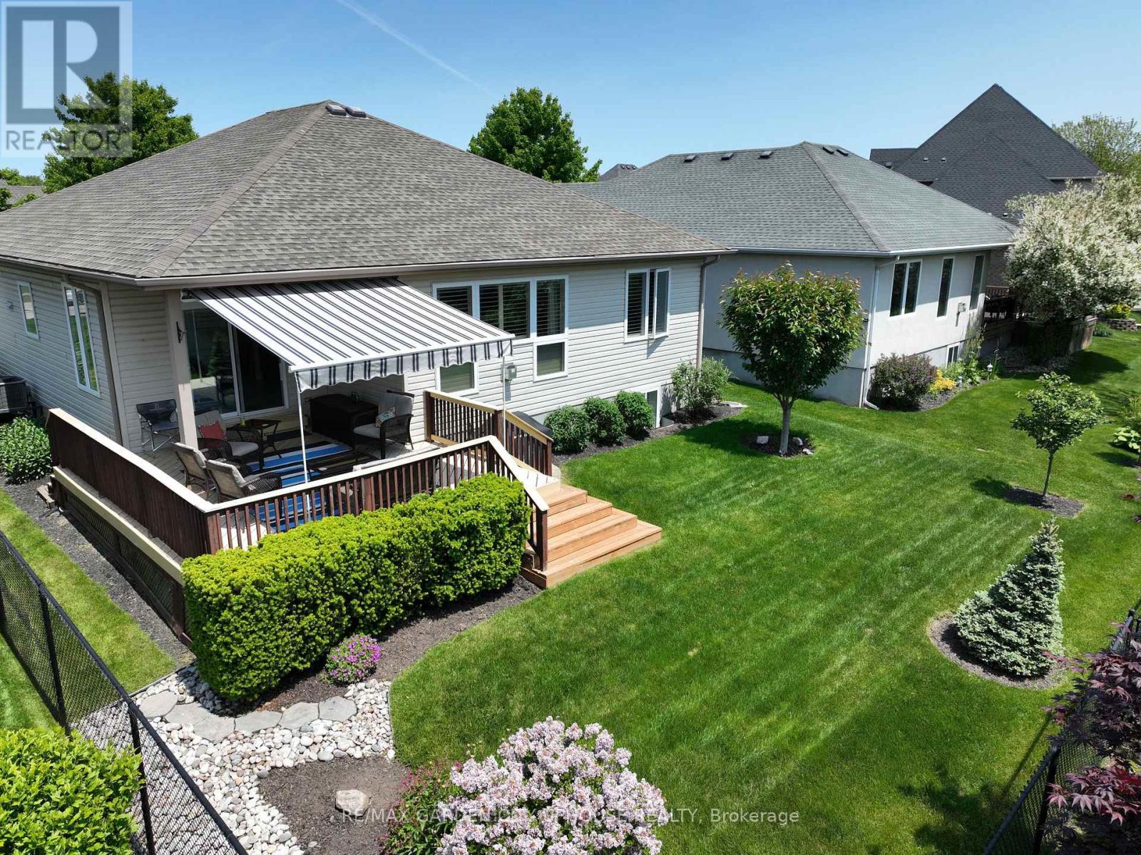 132 Loretta Drive, Niagara-On-The-Lake (Virgil), ON - Outdoor With Deck Patio Veranda