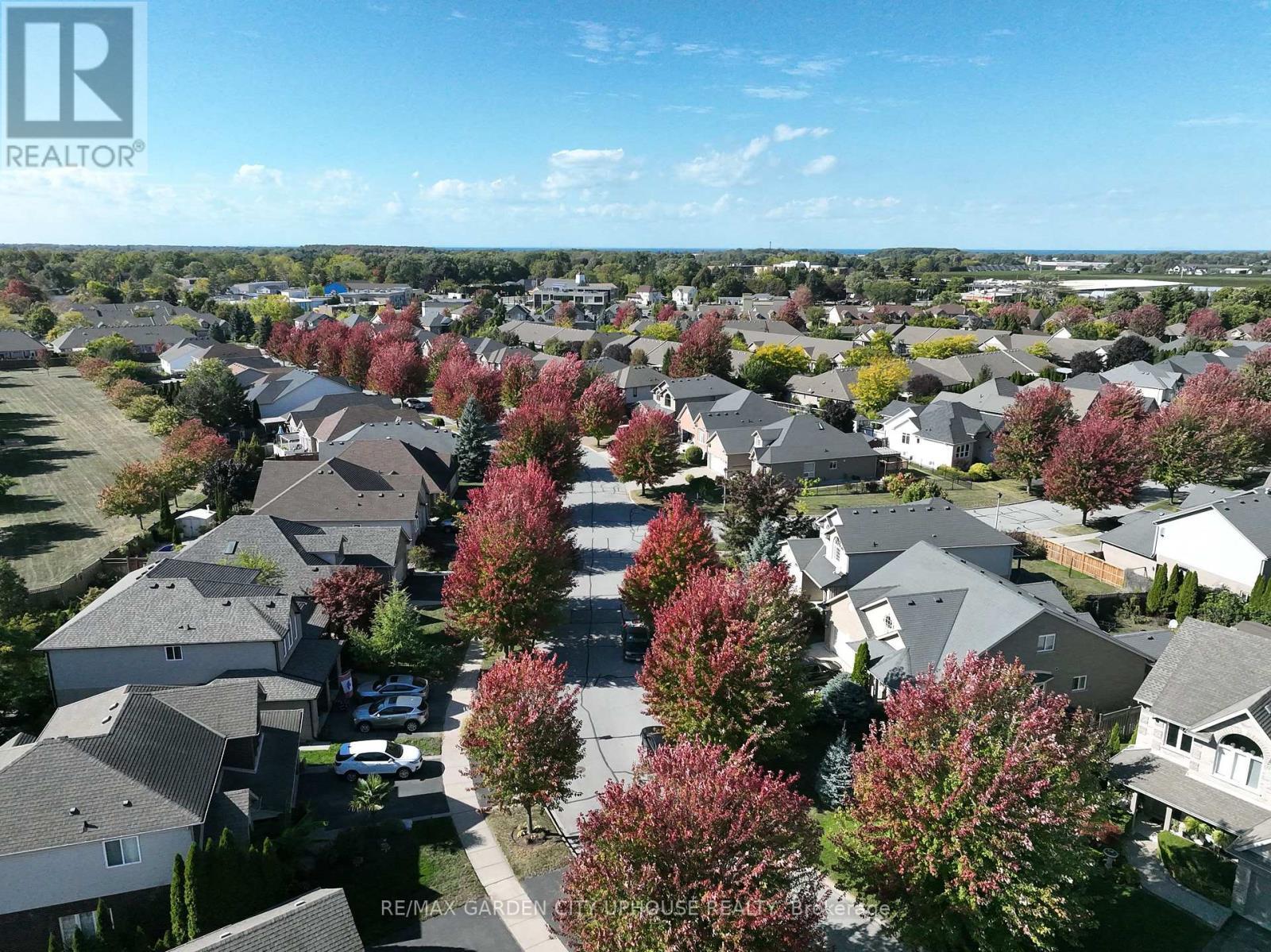 132 Loretta Drive, Niagara-On-The-Lake (Virgil), ON - Outdoor With View