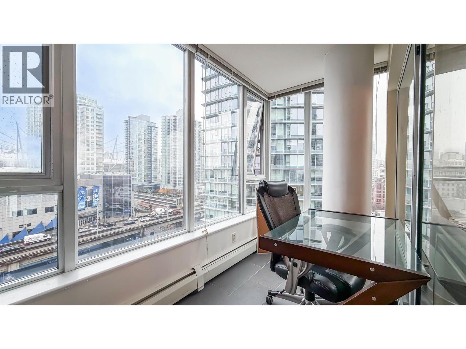 1606 688 Abbott Street, Vancouver, BC - Indoor