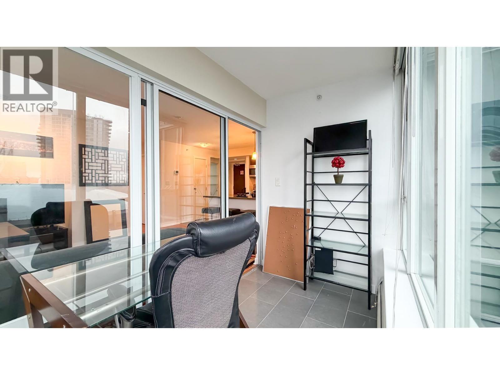 1606 688 Abbott Street, Vancouver, BC - Indoor