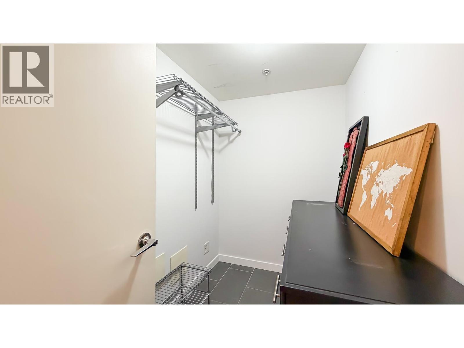 1606 688 Abbott Street, Vancouver, BC - Indoor