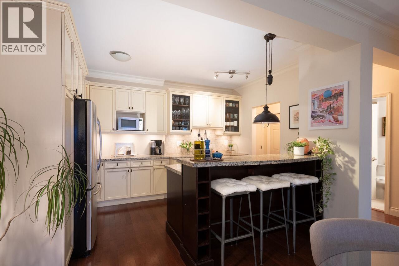 308 1655 Nelson Street, Vancouver, BC - Indoor Photo Showing Kitchen With Upgraded Kitchen