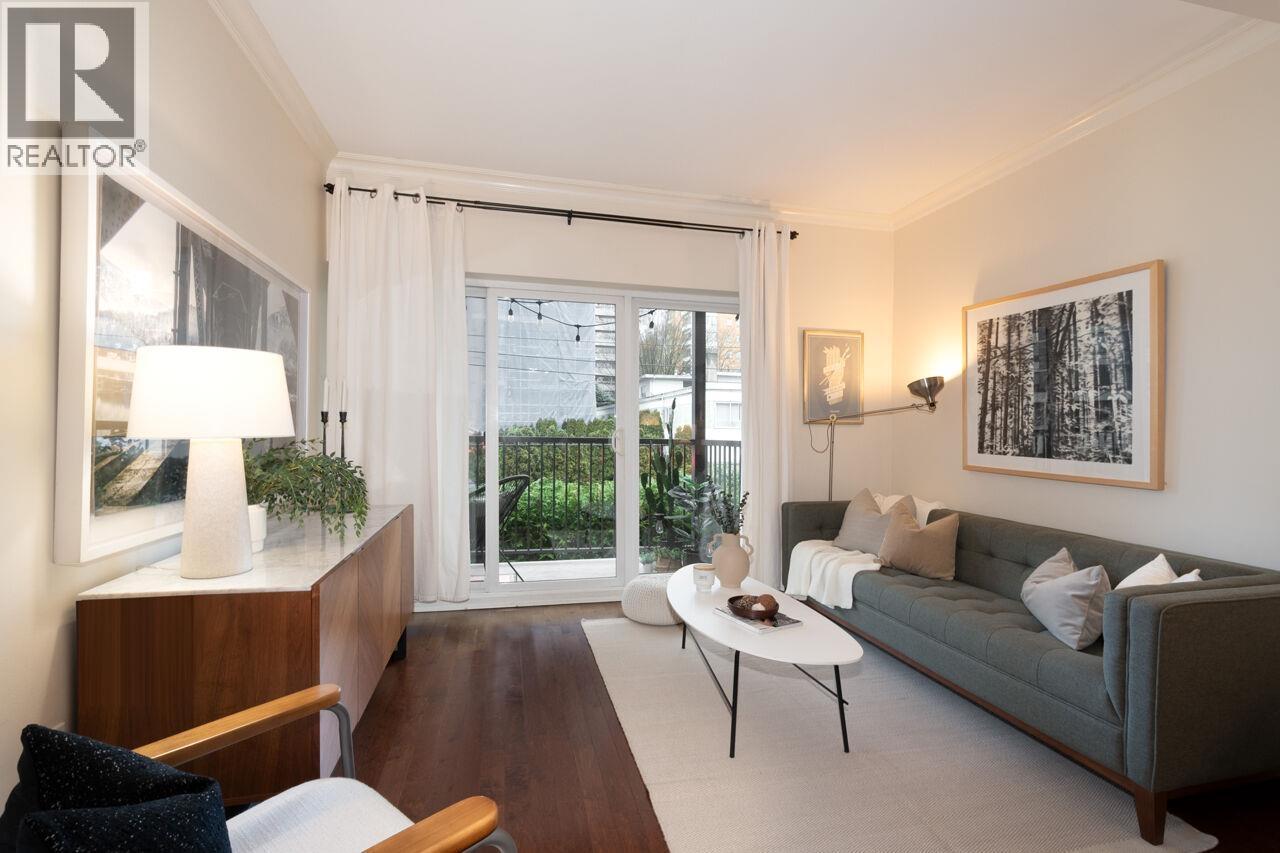 308 1655 Nelson Street, Vancouver, BC - Indoor Photo Showing Living Room