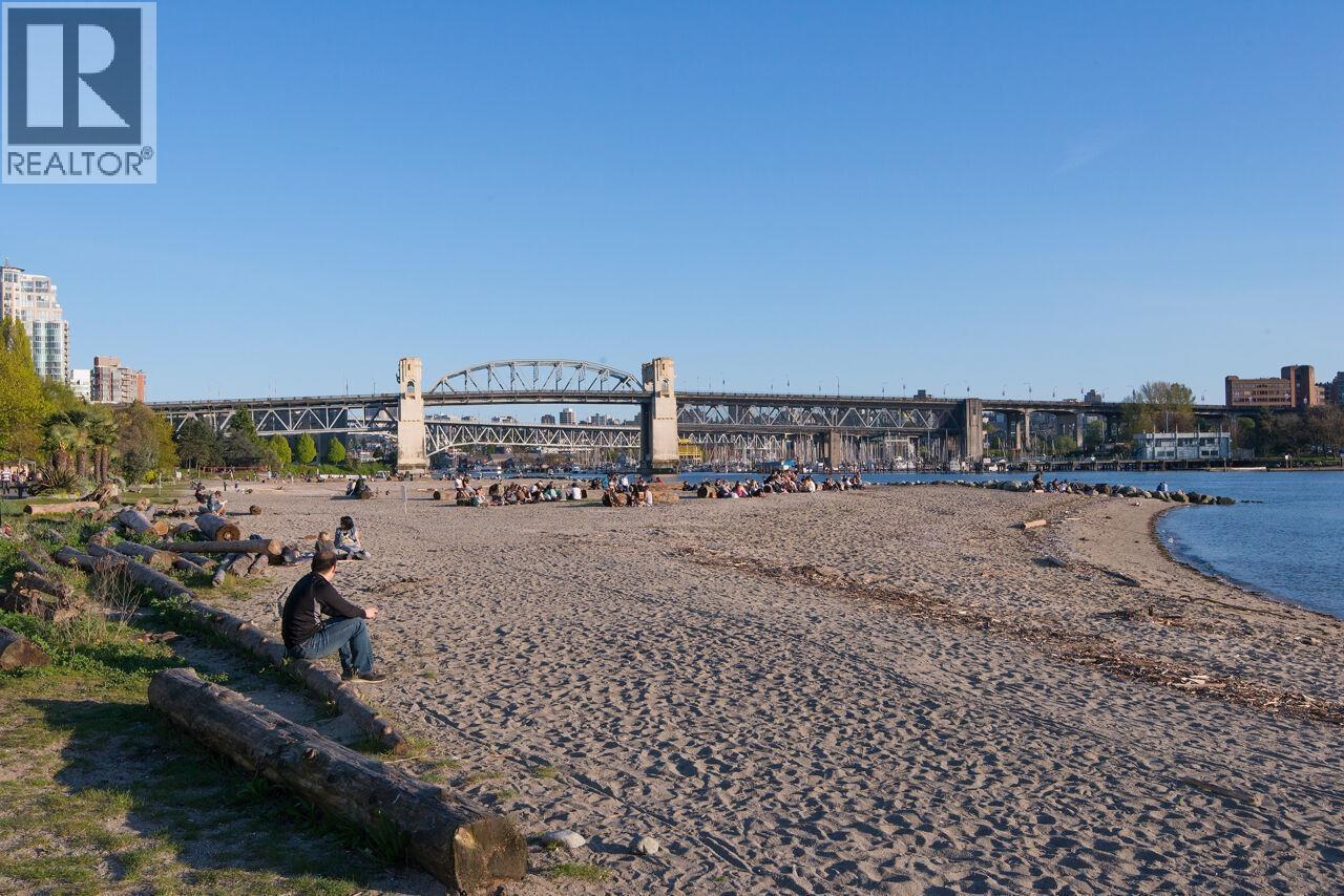 308 1655 Nelson Street, Vancouver, BC - Outdoor With View