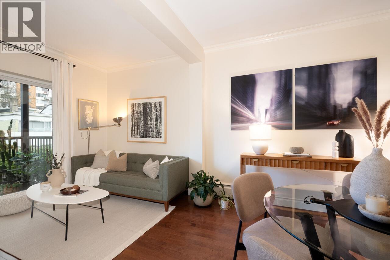 308 1655 Nelson Street, Vancouver, BC - Indoor Photo Showing Living Room