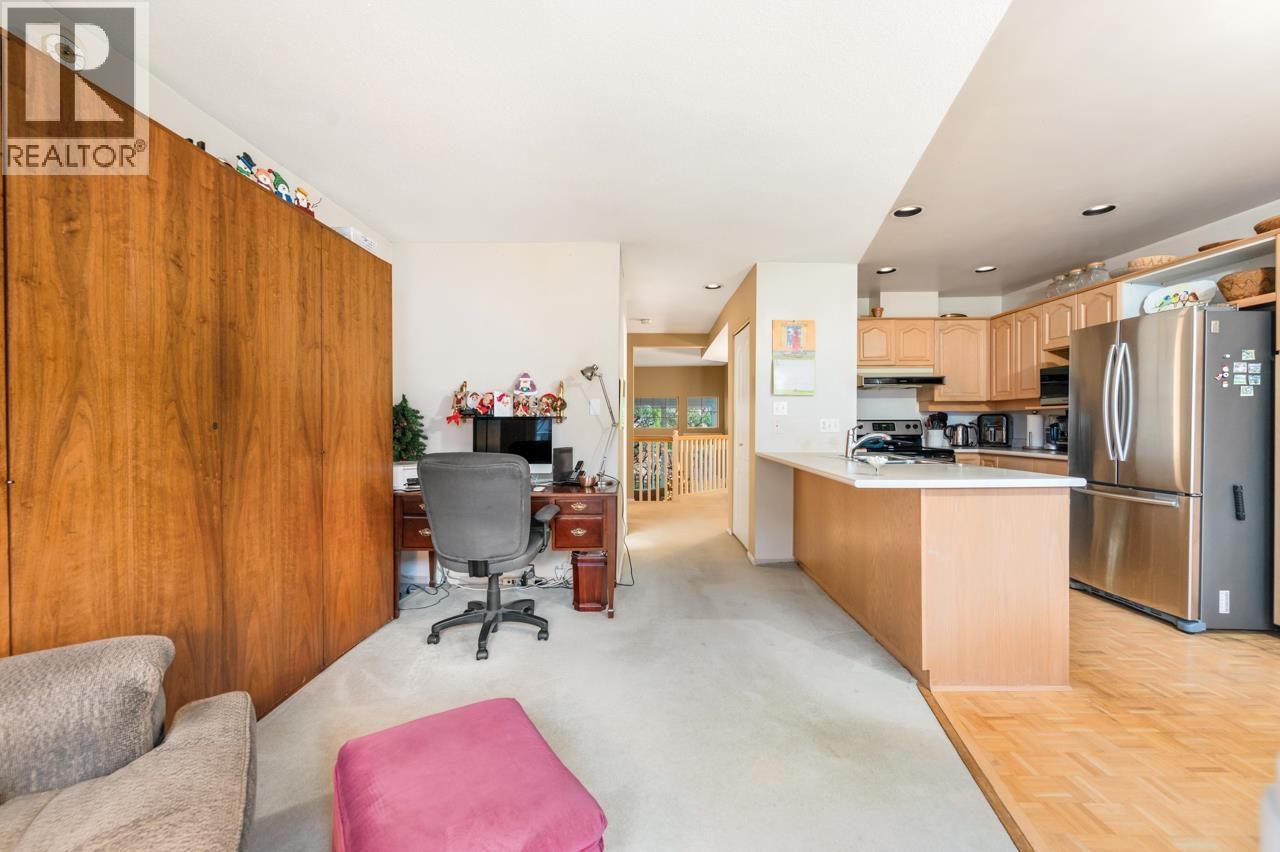 233 Waterleigh Drive, Vancouver, BC - Indoor Photo Showing Kitchen