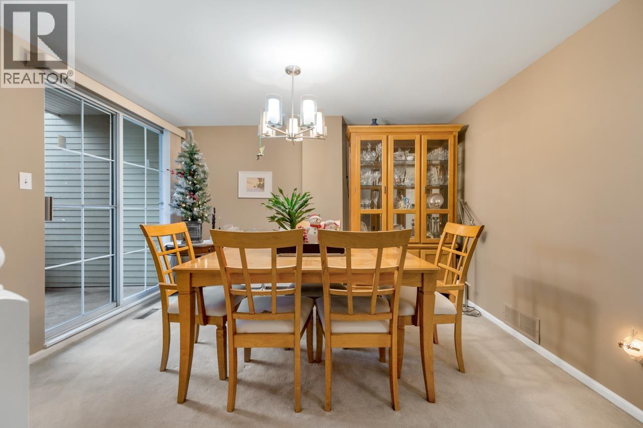 233 Waterleigh Drive, Vancouver, BC - Indoor Photo Showing Dining Room