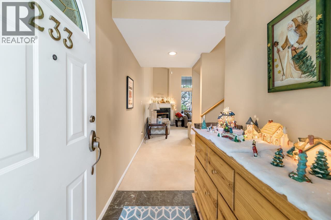 233 Waterleigh Drive, Vancouver, BC - Indoor Photo Showing Other Room