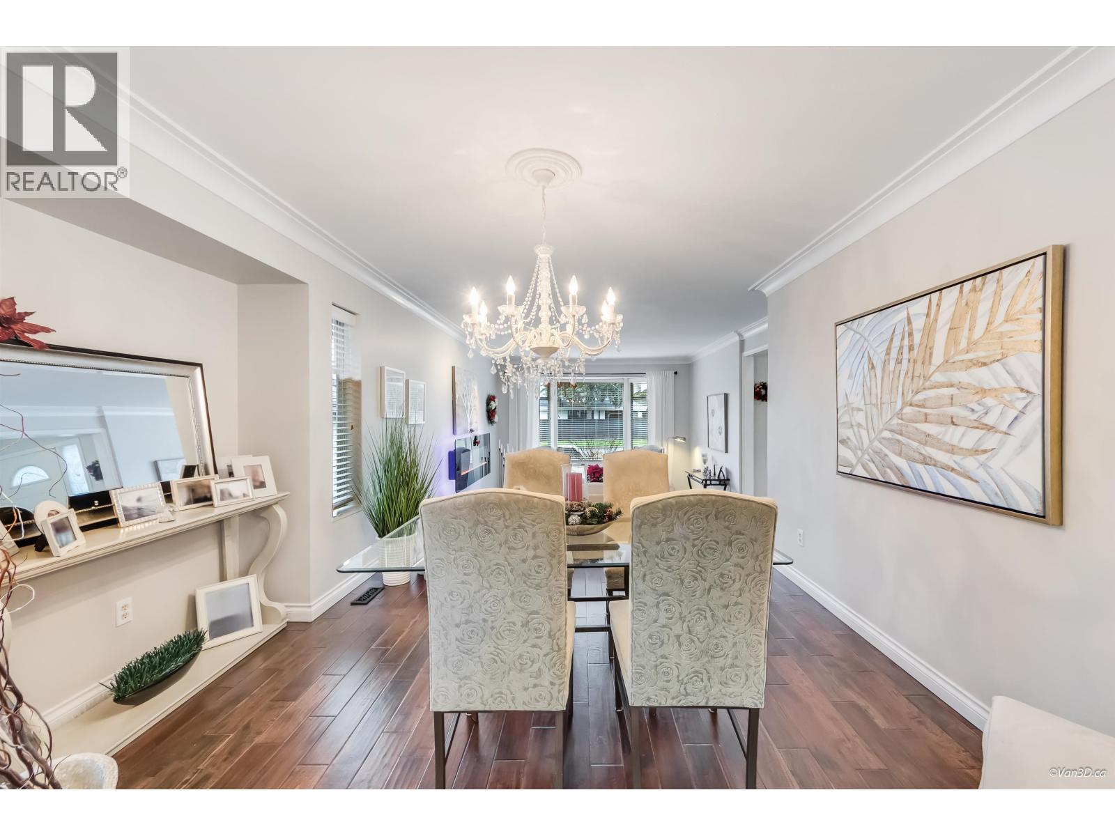 12409 204B Street, Maple Ridge, BC - Indoor Photo Showing Dining Room