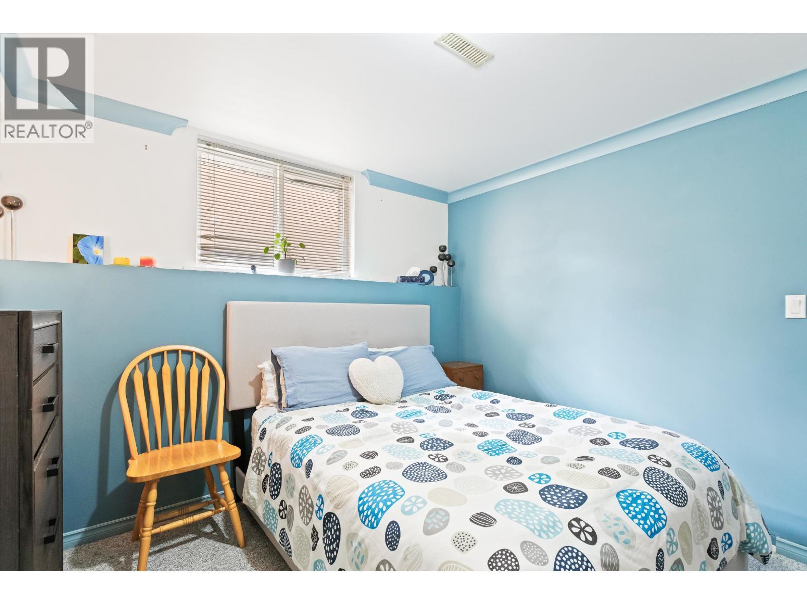 10610 238 Street, Maple Ridge, BC - Indoor Photo Showing Bedroom