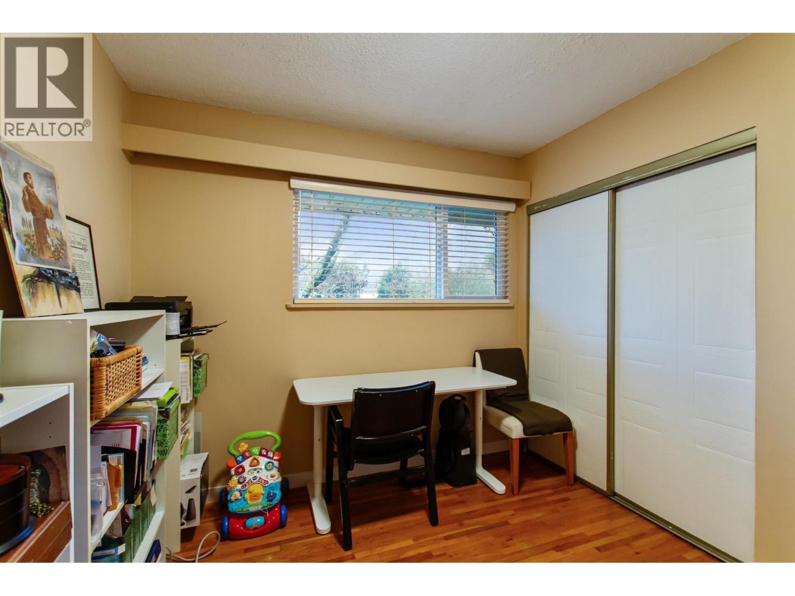 548 Amess Street, New Westminster, BC - Indoor