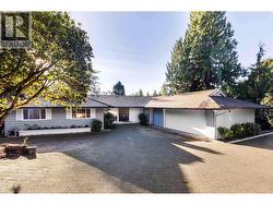 BASEMENT 3062 SPENCER DRIVE West Vancouver, BC V7V 3C7