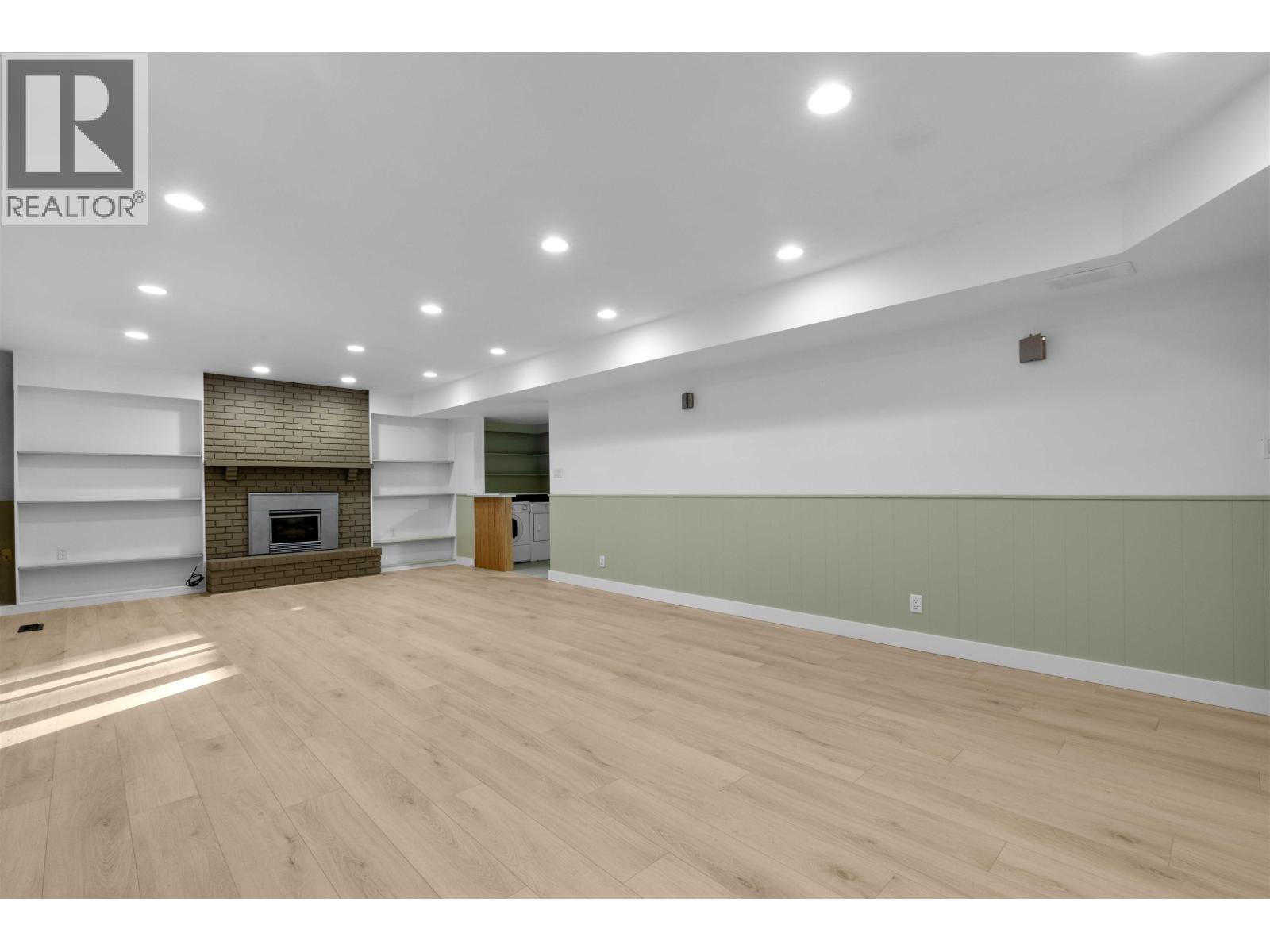 Basement 3062 Spencer Drive, West Vancouver, BC - Indoor With Fireplace