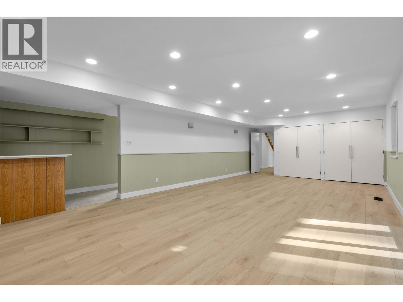 Basement 3062 Spencer Drive, West Vancouver, BC - Indoor Photo Showing Other Room