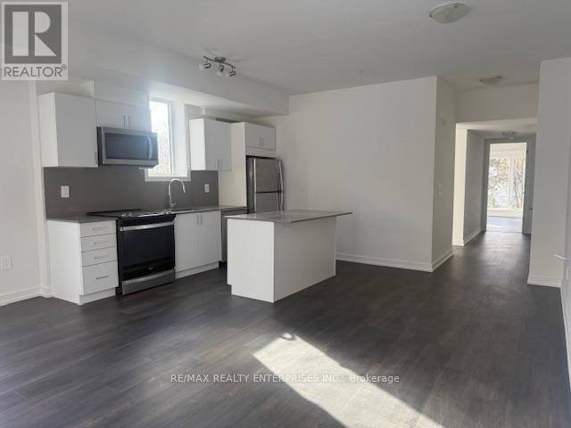 C224 - 1660 Victoria Park Avenue, Toronto, ON - Indoor Photo Showing Kitchen