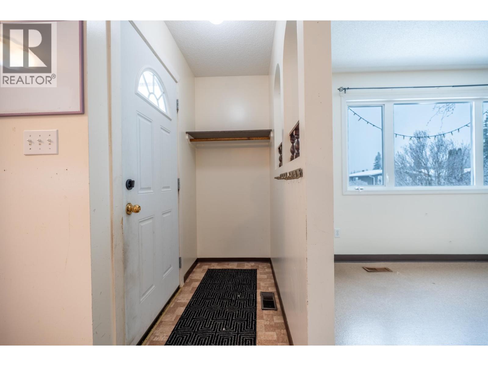 4346 Ewen Avenue, Prince George, BC - Indoor Photo Showing Other Room