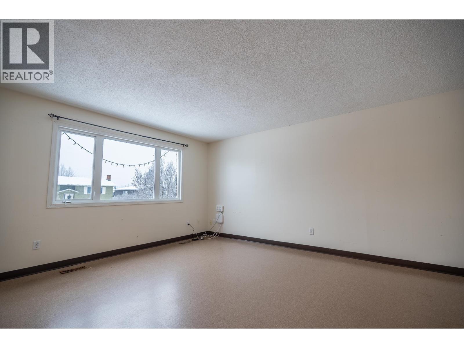 4346 Ewen Avenue, Prince George, BC - Indoor Photo Showing Other Room