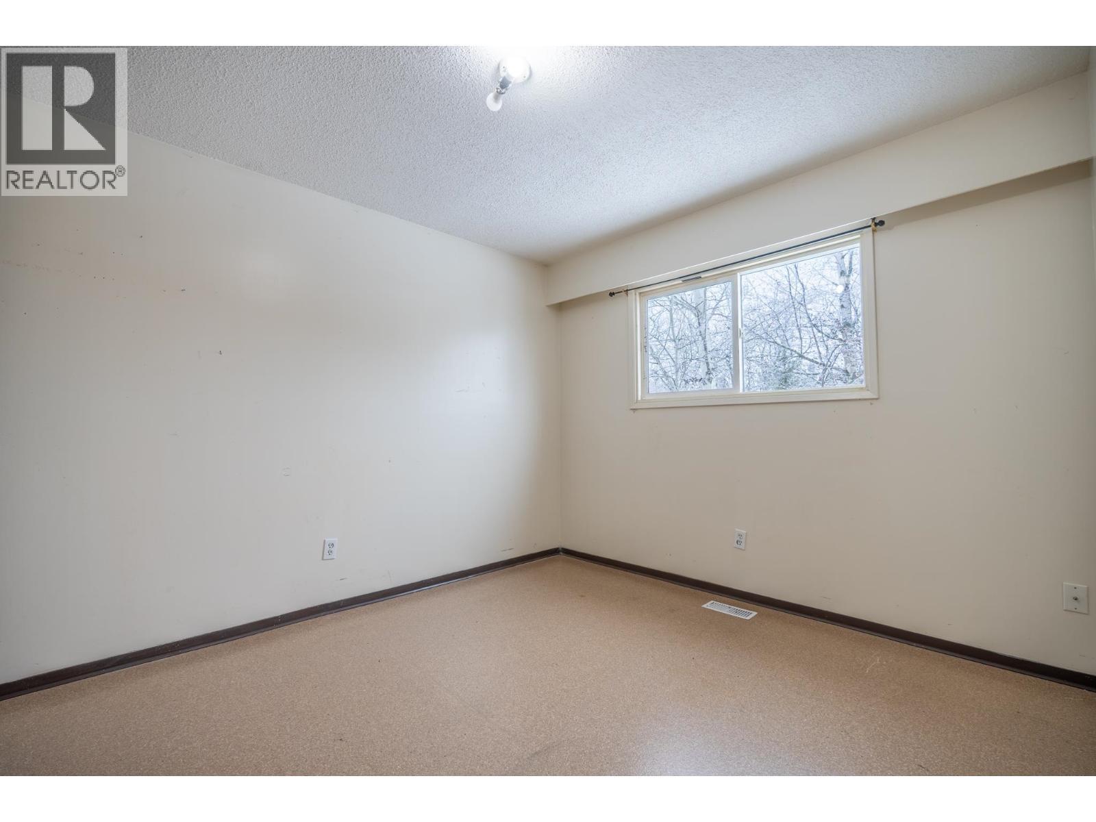 4346 Ewen Avenue, Prince George, BC - Indoor Photo Showing Other Room