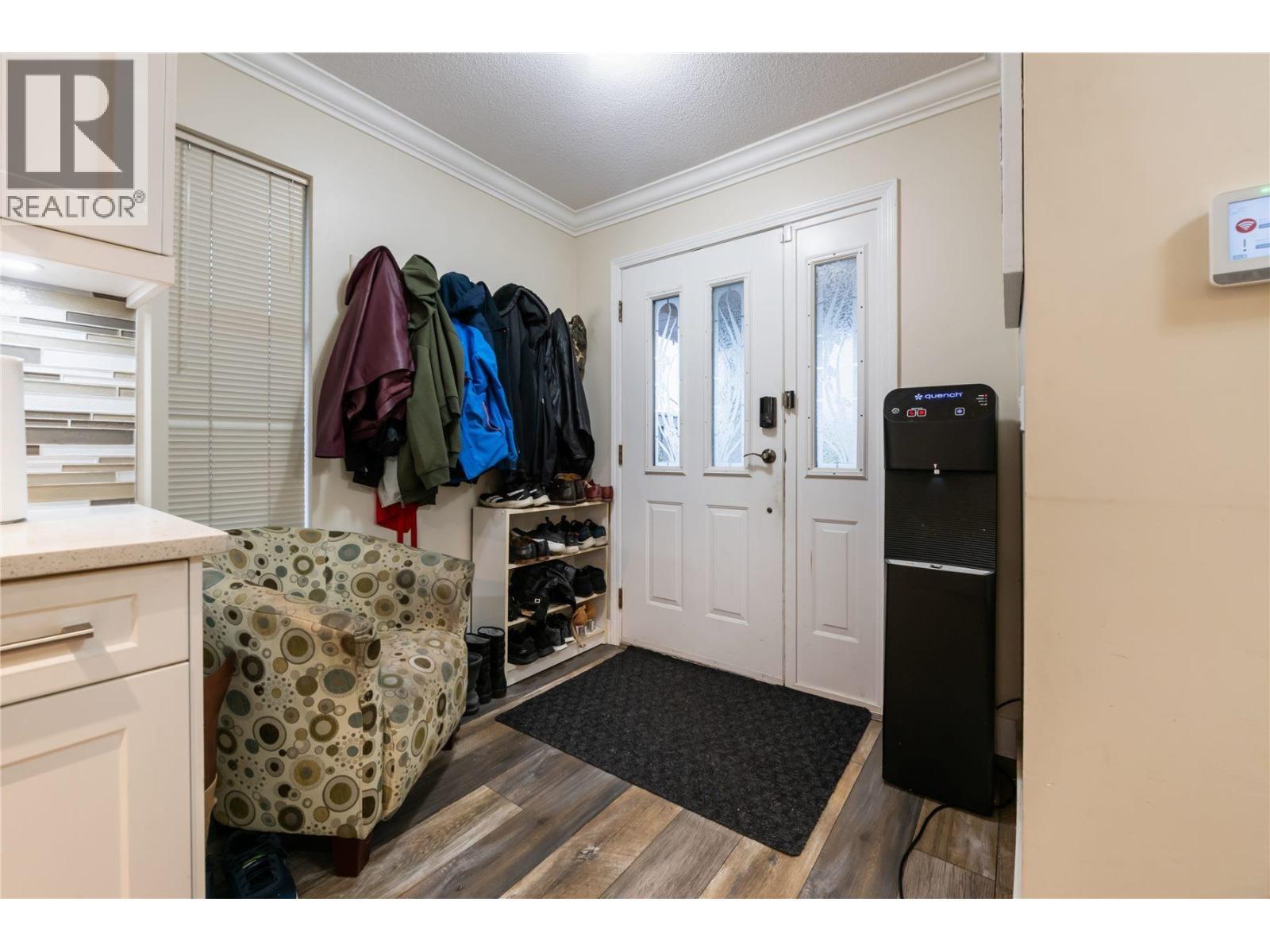 13 4767 64 Street, Delta, BC - Indoor