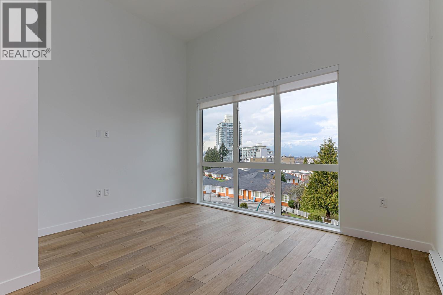411 4933 Clarendon Street, Vancouver, BC - Indoor Photo Showing Other Room
