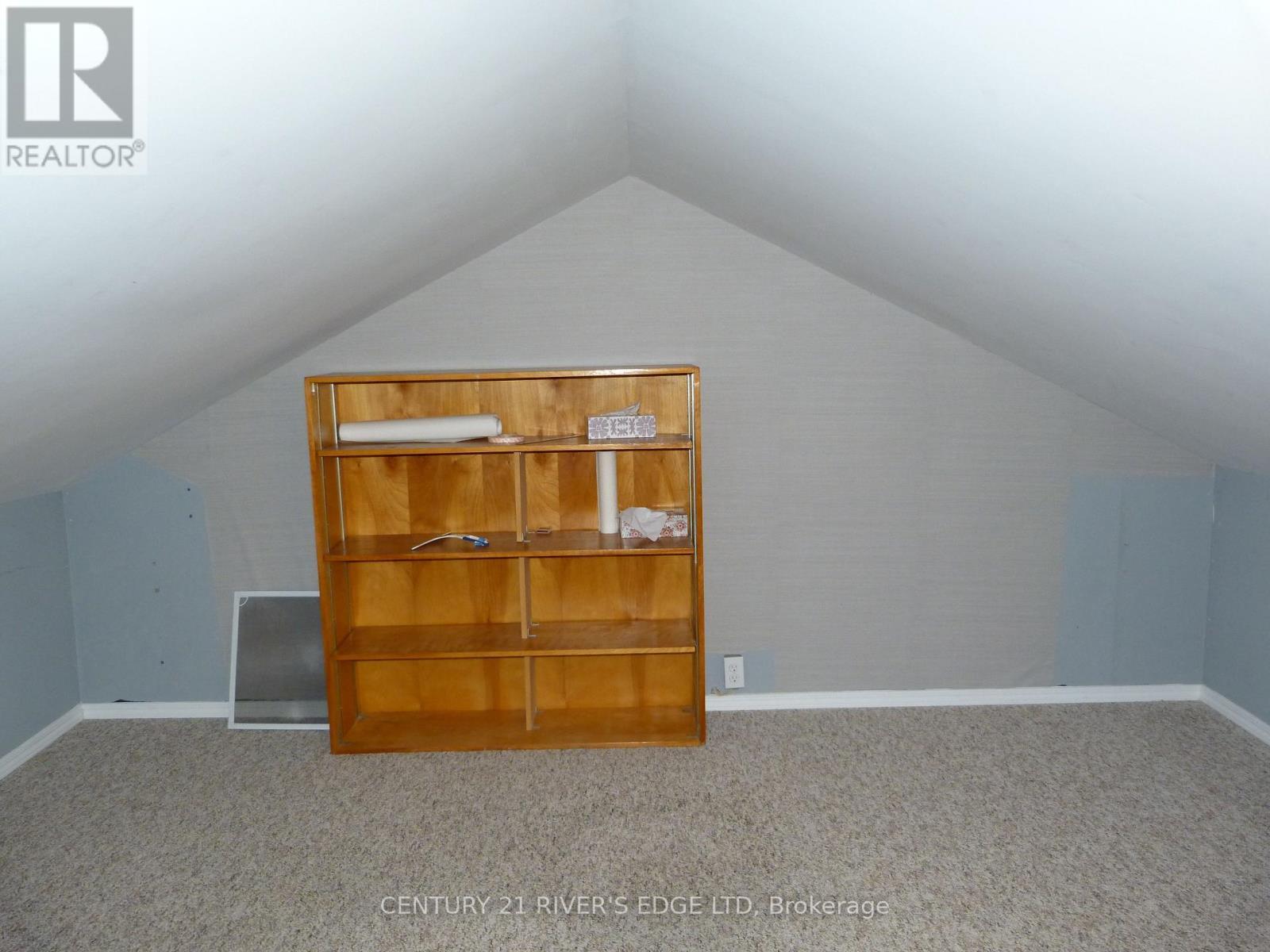 453 May Street, North Dundas, ON - Indoor Photo Showing Other Room