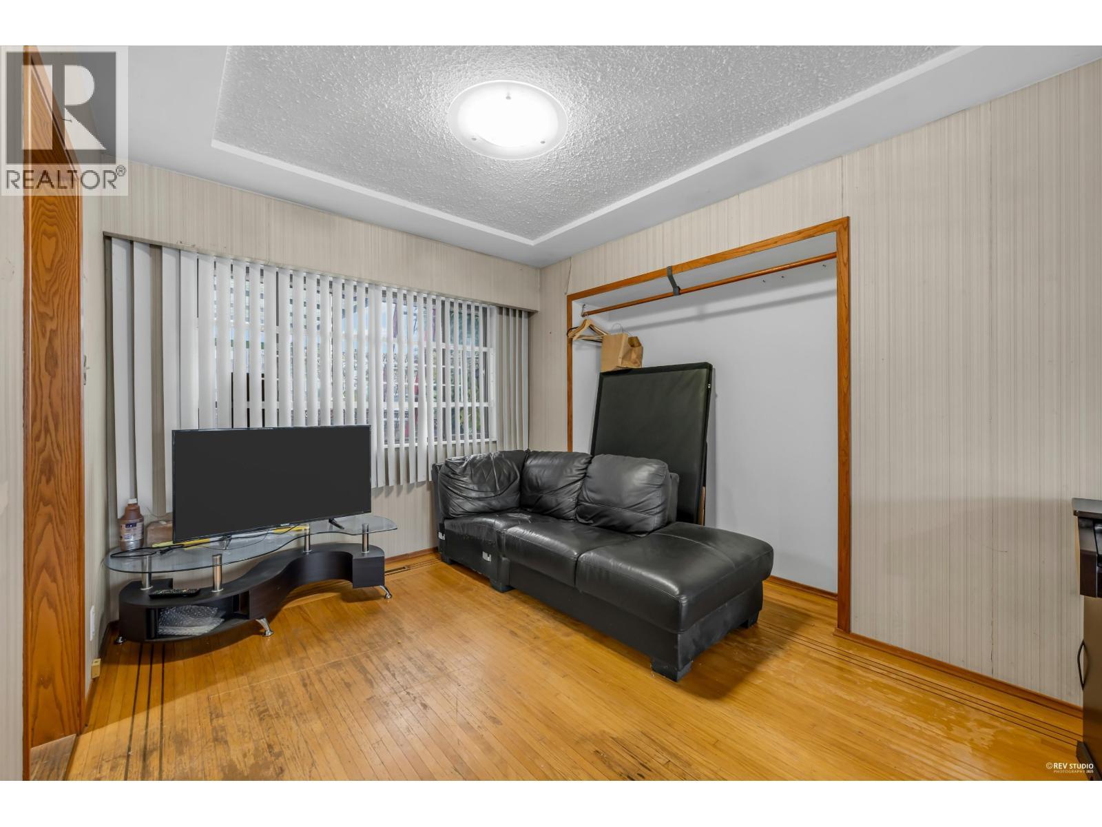 4938 Fulwell Street, Burnaby, BC - Indoor