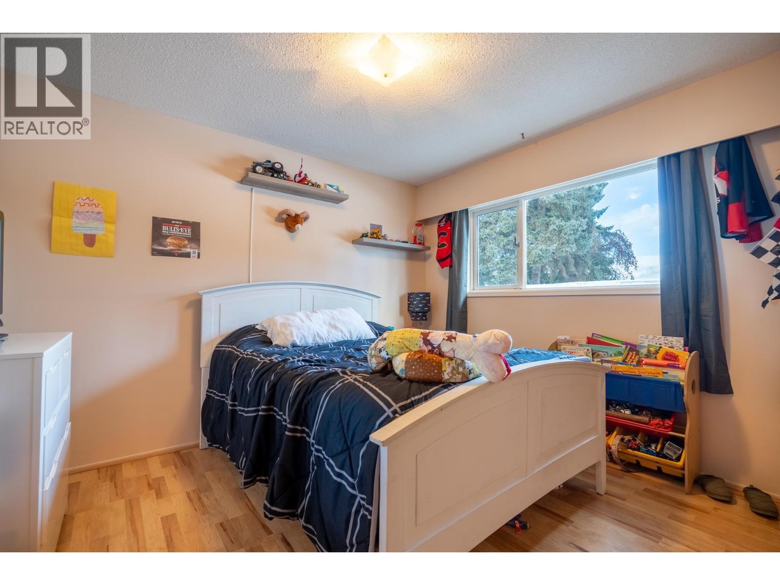 1050 Parsnip Crescent, Prince George, BC - Indoor Photo Showing Bedroom