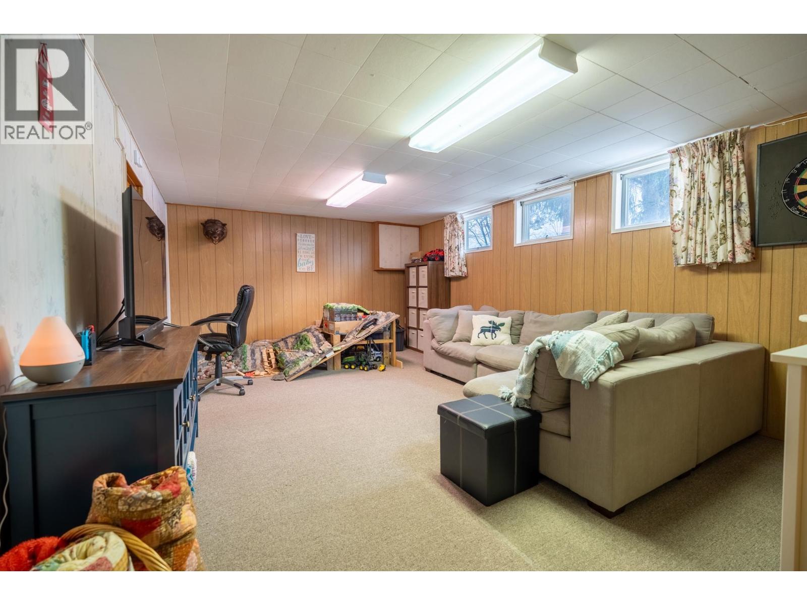 1050 Parsnip Crescent, Prince George, BC - Indoor Photo Showing Basement