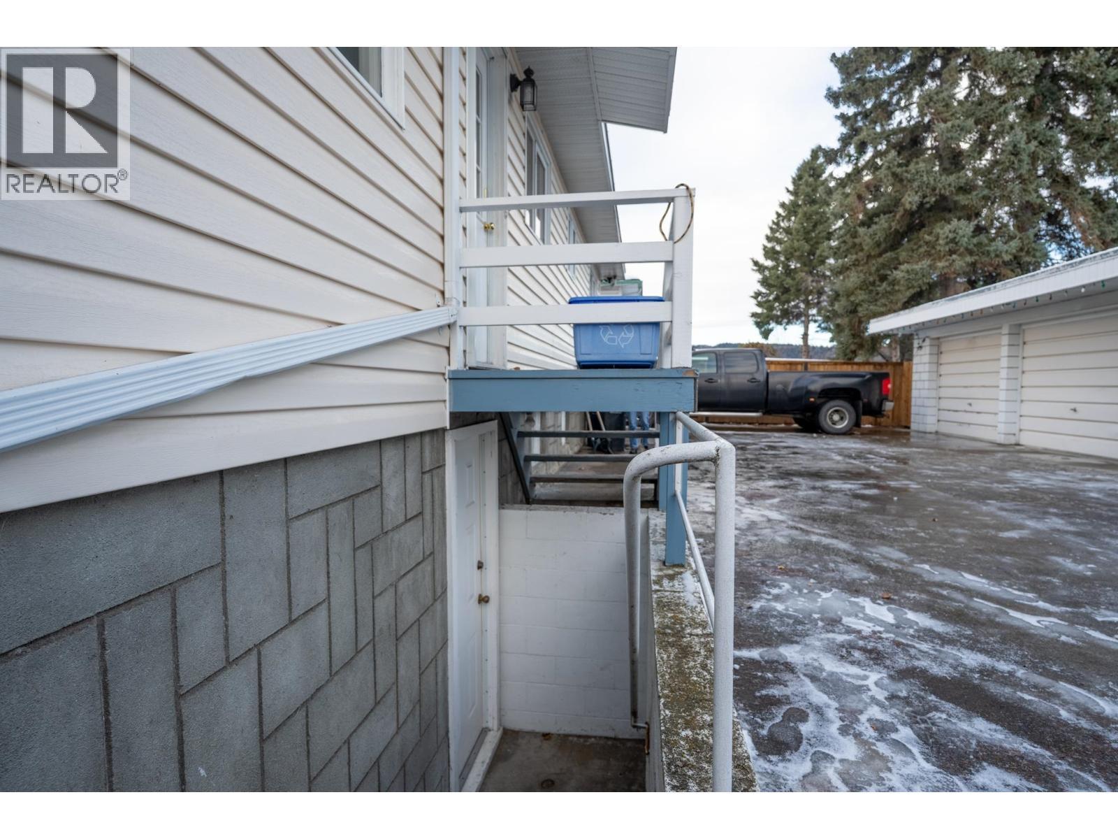 1050 Parsnip Crescent, Prince George, BC - Outdoor With Exterior
