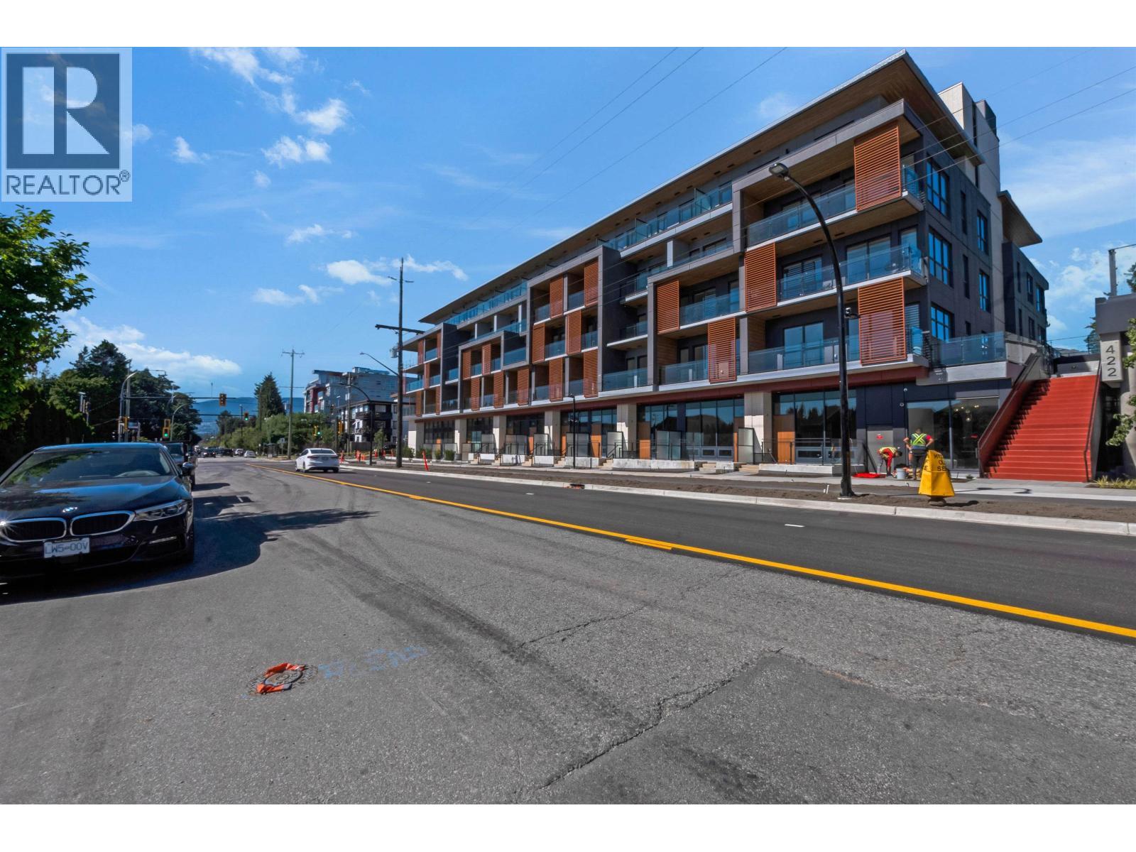 660 422 E 3Rd Street, North Vancouver, BC - Outdoor