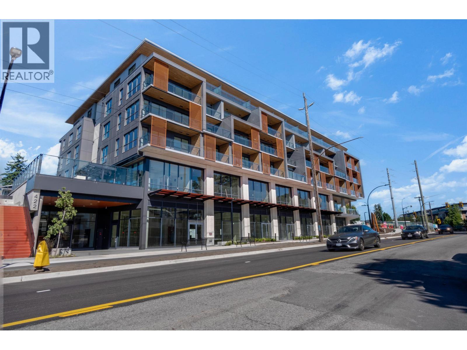 660 422 E 3Rd Street, North Vancouver, BC - Outdoor With Balcony