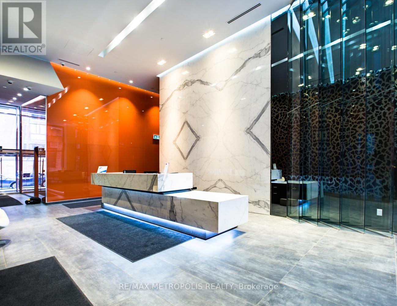 1011 - 60 Colborne Street, Toronto, ON - Indoor Photo Showing Other Room