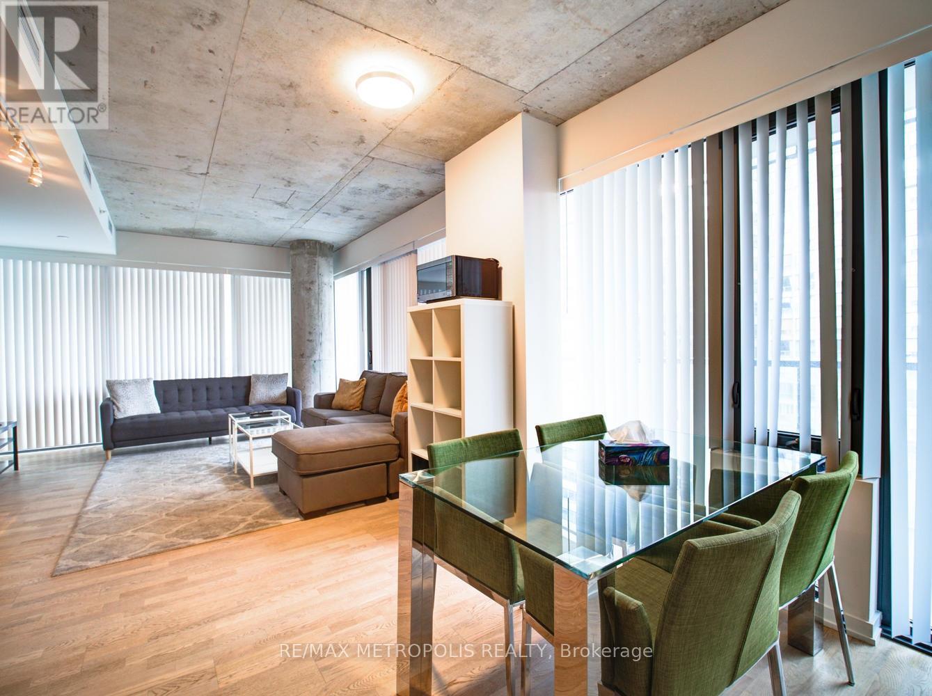 1011 - 60 Colborne Street, Toronto, ON - Indoor