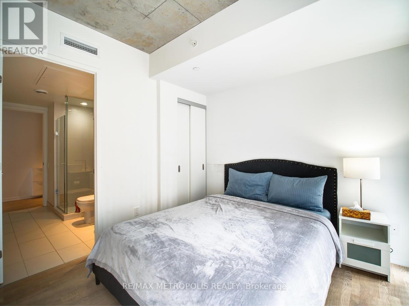 1011 - 60 Colborne Street, Toronto, ON - Indoor Photo Showing Bedroom