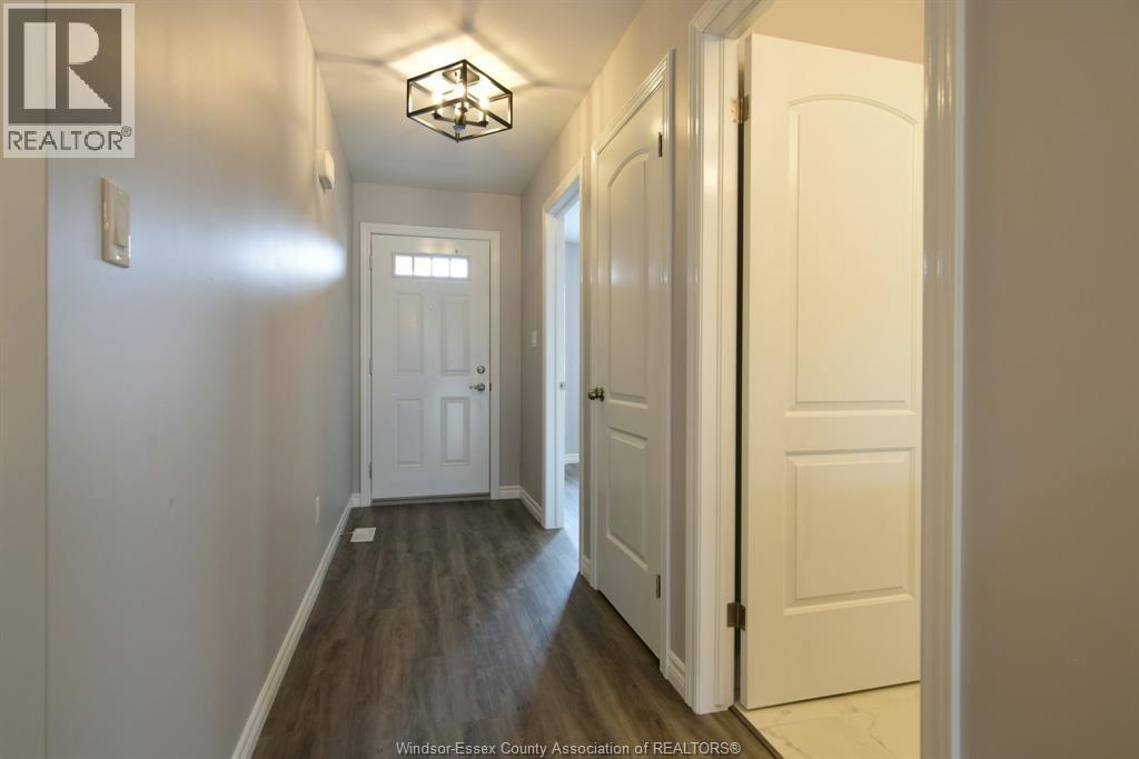 1156 Copeland, Windsor, ON - Indoor Photo Showing Other Room