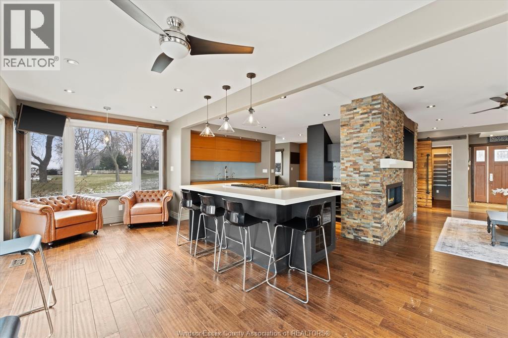 1028 Lilydale, Lakeshore, ON - Indoor With Fireplace