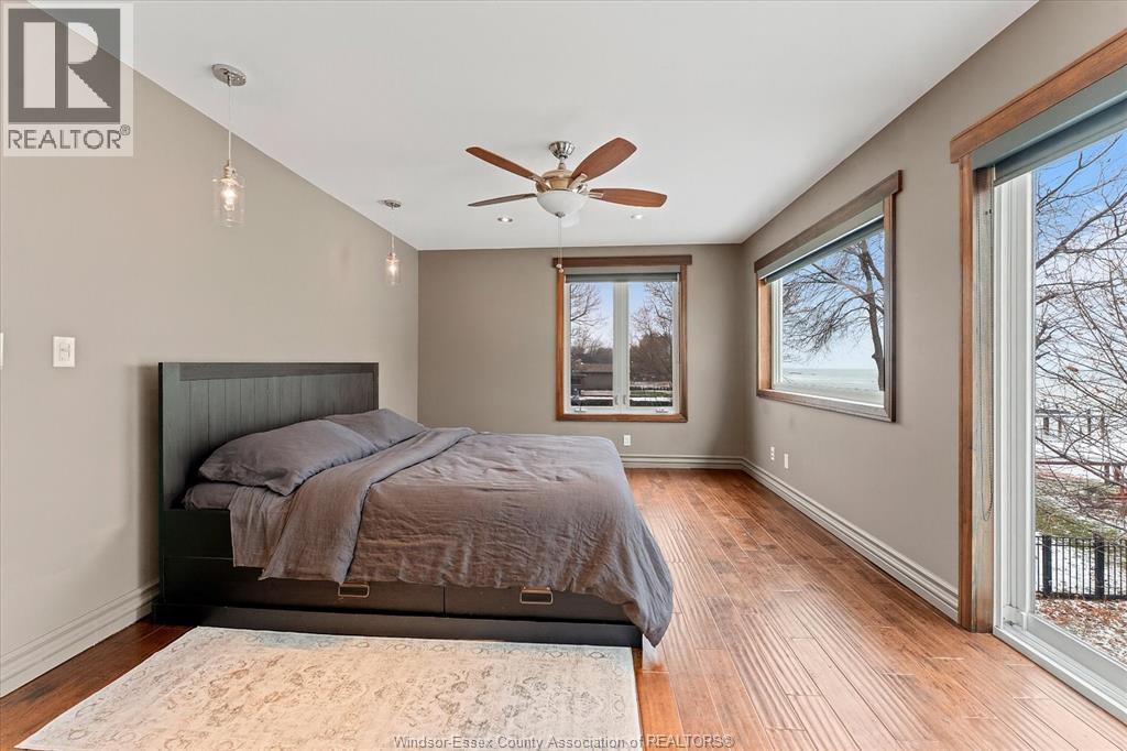 1028 Lilydale, Lakeshore, ON - Indoor Photo Showing Bedroom