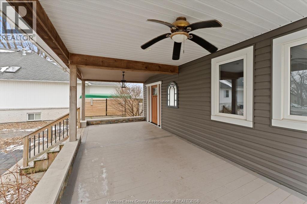 1028 Lilydale, Lakeshore, ON - Outdoor With Exterior