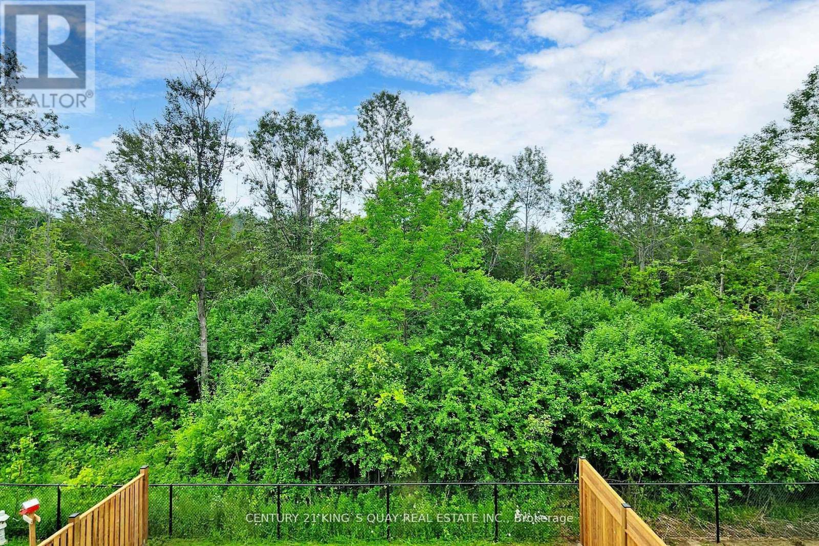 51 Crombie Street, Clarington, ON - Outdoor