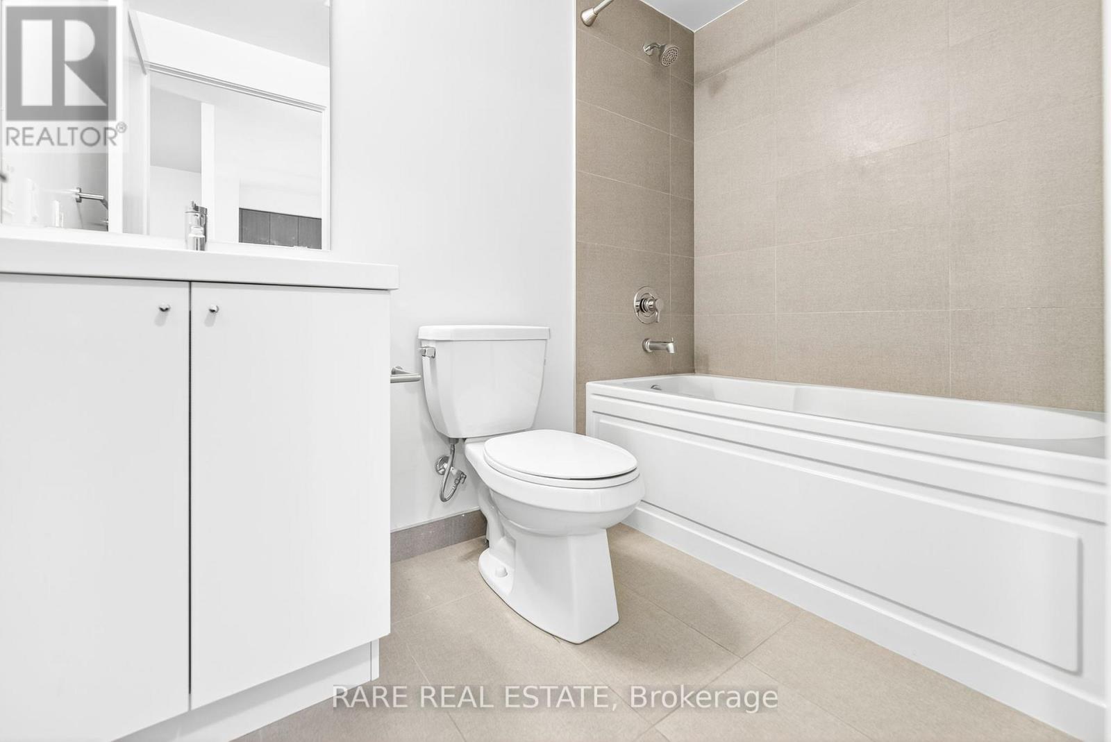 2550 Simcoe Street, Oshawa, ON - Indoor Photo Showing Bathroom
